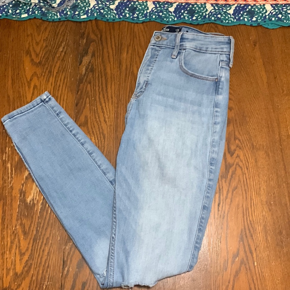 Hollister skinny jeans